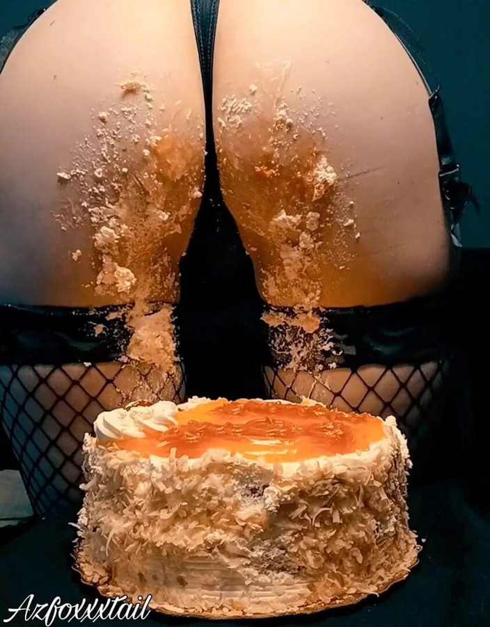 AzFoxxxTailPhelicia: ケーキタイムのケツプレイ