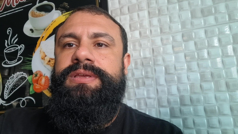 Nicoly Mattos: Pee Fetish: Pelacuran Perkotaan Tanpa Batas Kami