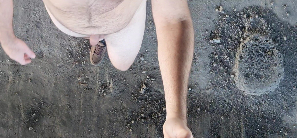Mirko2589: Caminando Desnudo