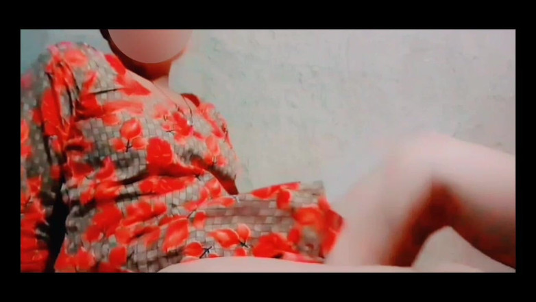 TricolorMusic3: サルワールのスーツの上に胸を押し付けながら、彼女は徐々に苛立ち、すべての服を脱ぎ捨てていく