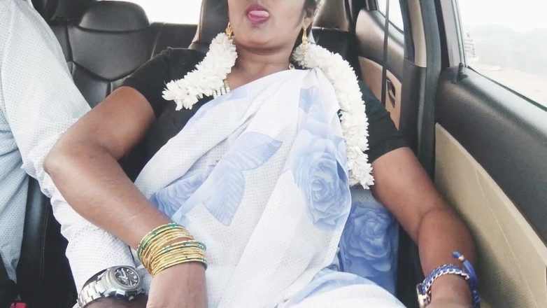 Telugu honey lips: E -2, celé video, sex v autě, telugské špinavé řeči, indická krásná sexy...