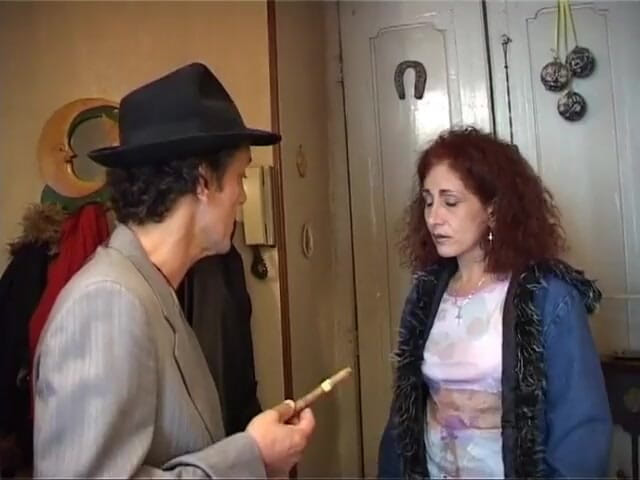 Milf in Love: Sicilianische milf fickt auf geheime weise zu hause ... Ihr ehemann...