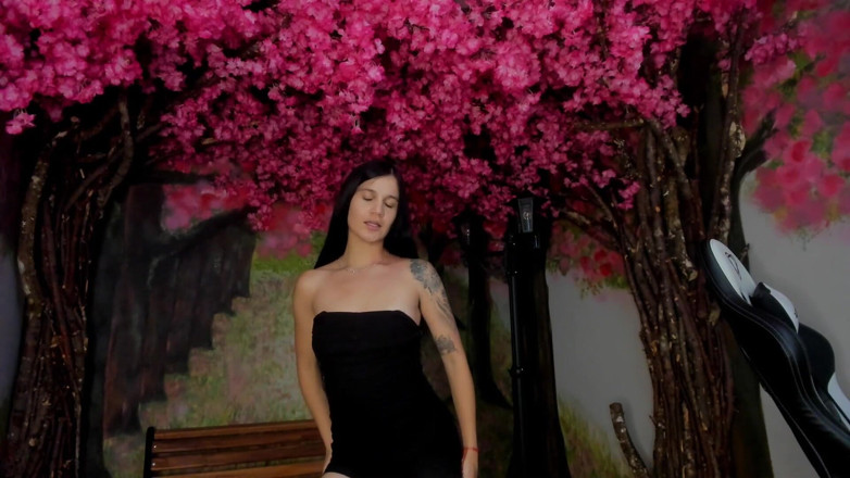 Sofia Moreira: Sexy Masturbation Hard Sex Naked Show