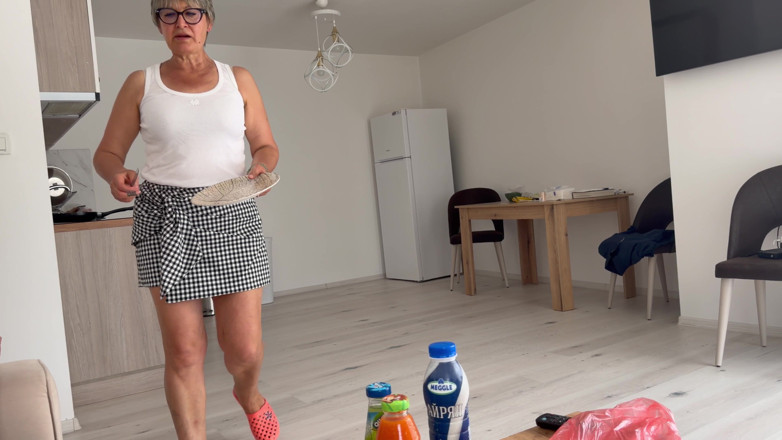KingYordanovv: The Anal Granny 15 - Steak &amp; Anal