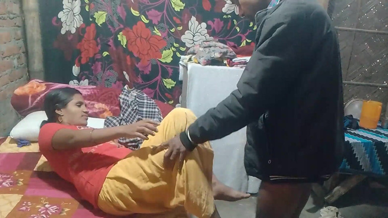 Localpron1: Desi dorp hete meiden Rukia seks in huis