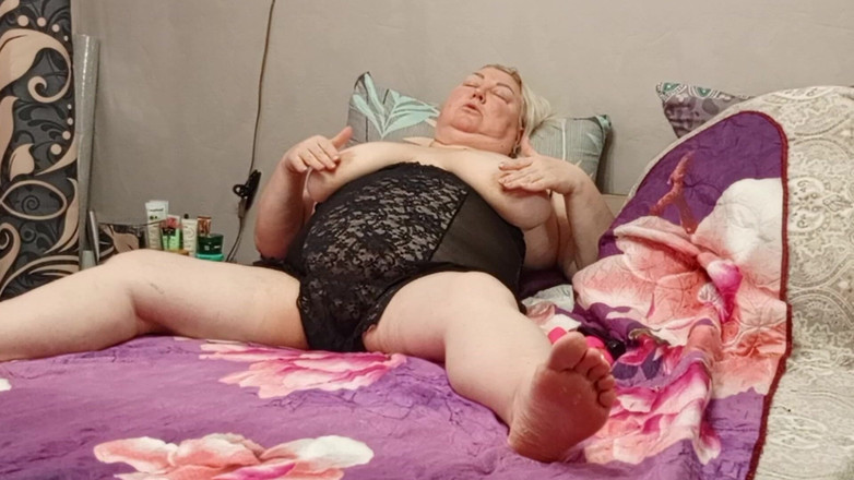 Zona901: Ibu tiri lagi pamer lubang bahenolnya