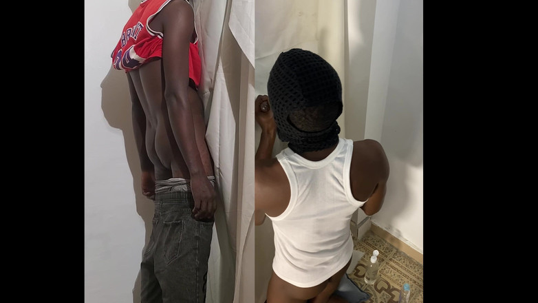 Gloryhole Africa: Gloryhole suger och knullas av Hamza den raka hausapojken med...