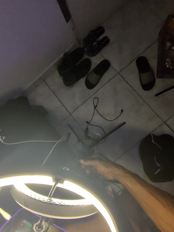 PABLO N3GROBAR: Lil Burra Booty je tak šťavnatá Jako Wett Sweet Mango