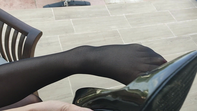 corynanylon: Calze Nere Opache