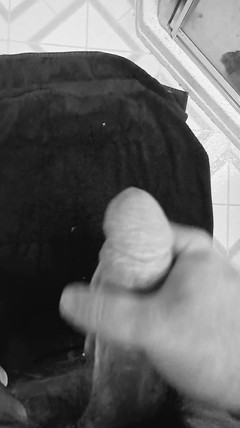 PrettyThick90: Tjock kuk skjuter en jätte belastning