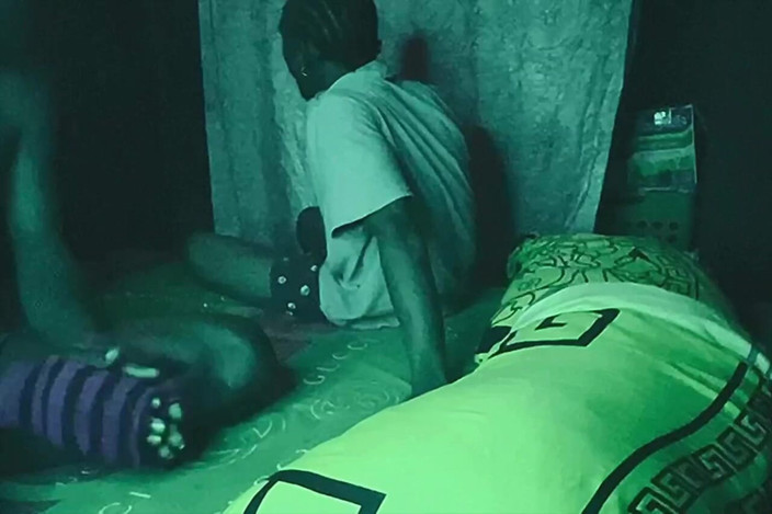 Stilesbhalifa1: Chlapci sexy šukání zachycené na webové kameře (i)