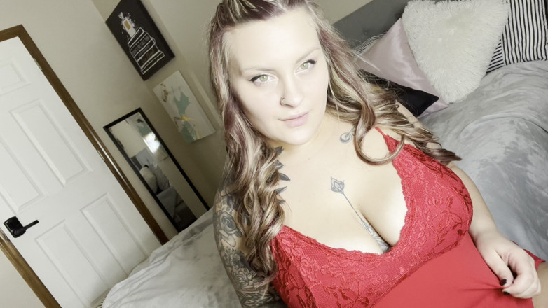 ChandlerKnight: Gfe: neuk me in mijn rode jurk