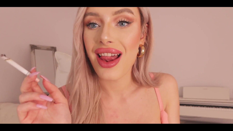 AnnaReyBlonde: Kouření na cigaretě tvého ptáka.