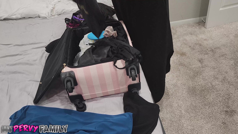 My Pervy Family: Mypervyfamily - за лаштунками з Енді Джеймсом і Ітаном шукає