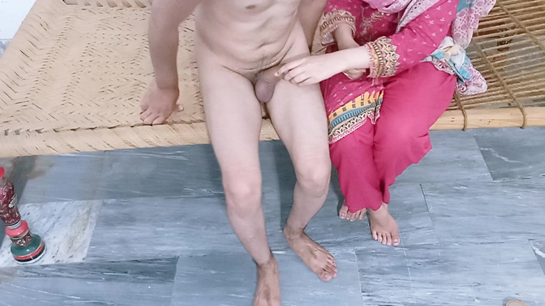 SuperIndian456: Profesorul își fute eleva în stil de școlarizare în stil desi profesor și studentă sex...