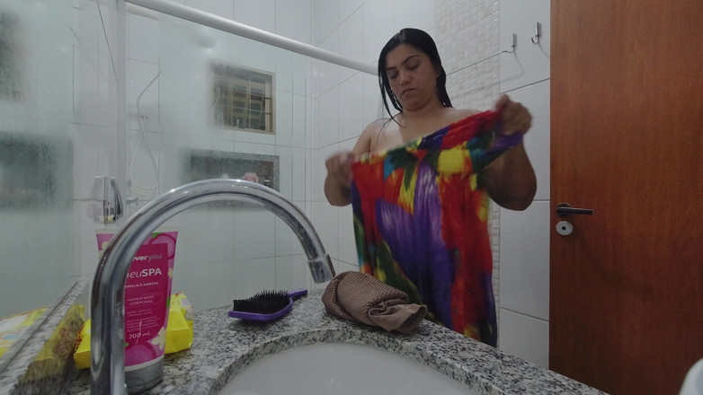 Mattos Movies: Camera on Hot Stepcousin in the Shower - I Can’t Wait...
