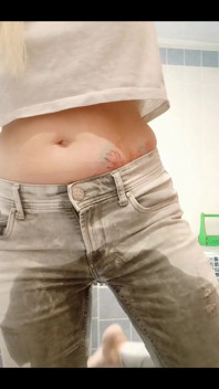 Wetting Jeans Is so Fun!
