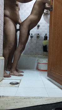 Hintli twink sert sikiliyor