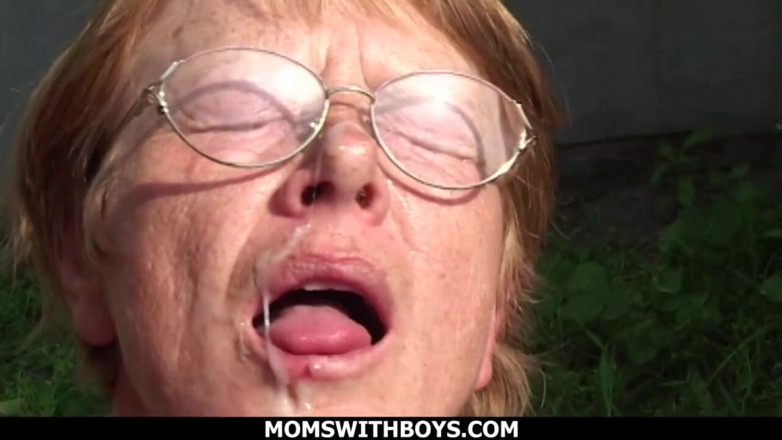 Moms With Boys: Cock hungry granny fucking young meat