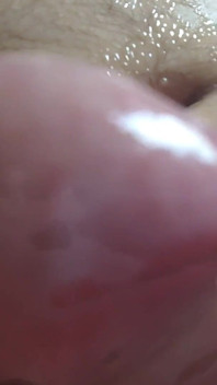 Delicioso!! Garoto hetero come sua própria carga