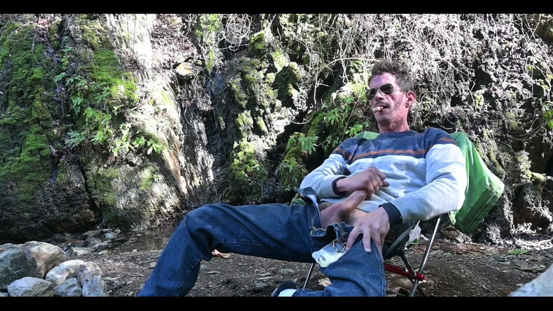 Joe Iandola: Grote pik buitenshuis klaarkomen en roken