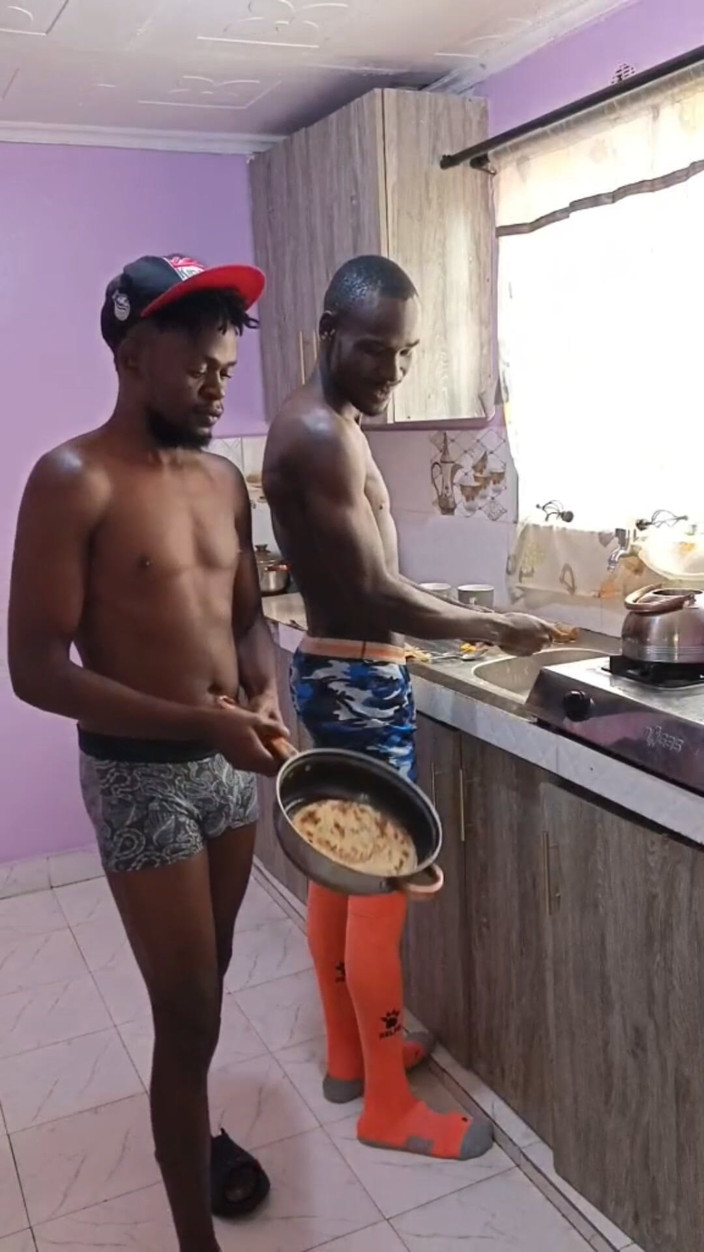 Upperroom: Had Me in the Kitchen