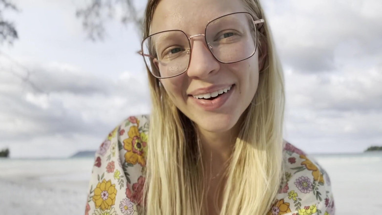 Goddess_Bella_Rae: Cum să fii un sclav la subsol