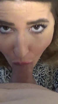 Sex secret cu sora vitregă arabă drăguță și excitată iubește sexul lung