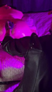Fisting Session, Her Big Buttocks Getting Both Hands