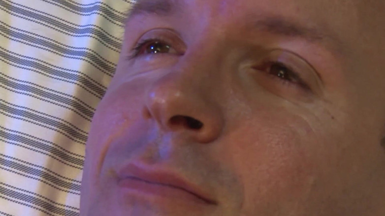 Bananas with Melons: Adegan ibu tiri bertiga 1_blonde suri rumah MILF Dahila Sky menikmati...