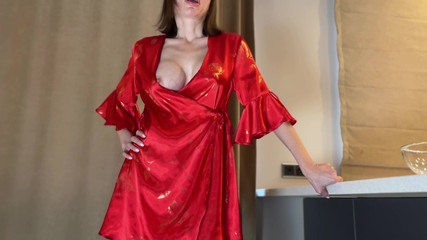 Mistress Mary: 굶주리고 목마른 으로 고통받고 있는가?