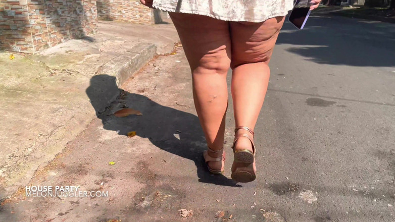 Busty BBW Latinas: Enorme bunda sexpot Hanna Mills fodida em casa