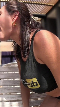 Wet Sloppy fast bj sem mãos com garganta profunda