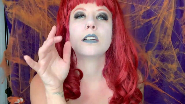 Deanna deadly: Halloween de látex