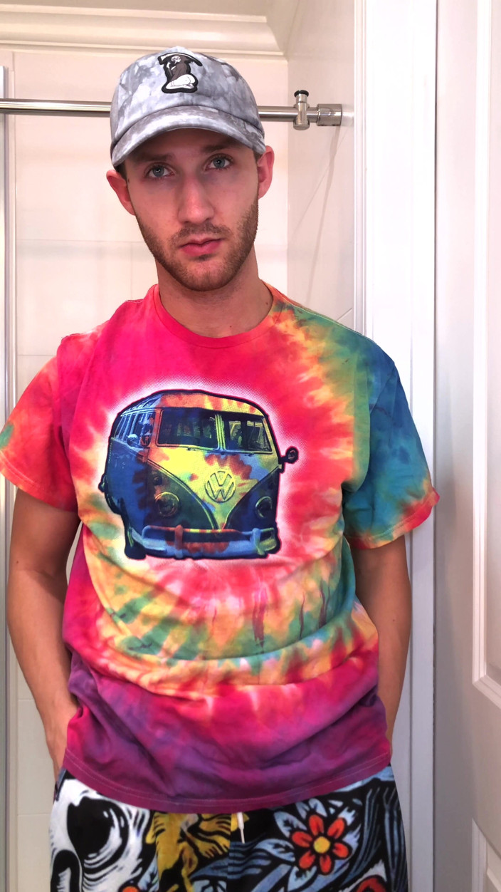 Straight ish Jake Grand: Schimbarea ținutelor