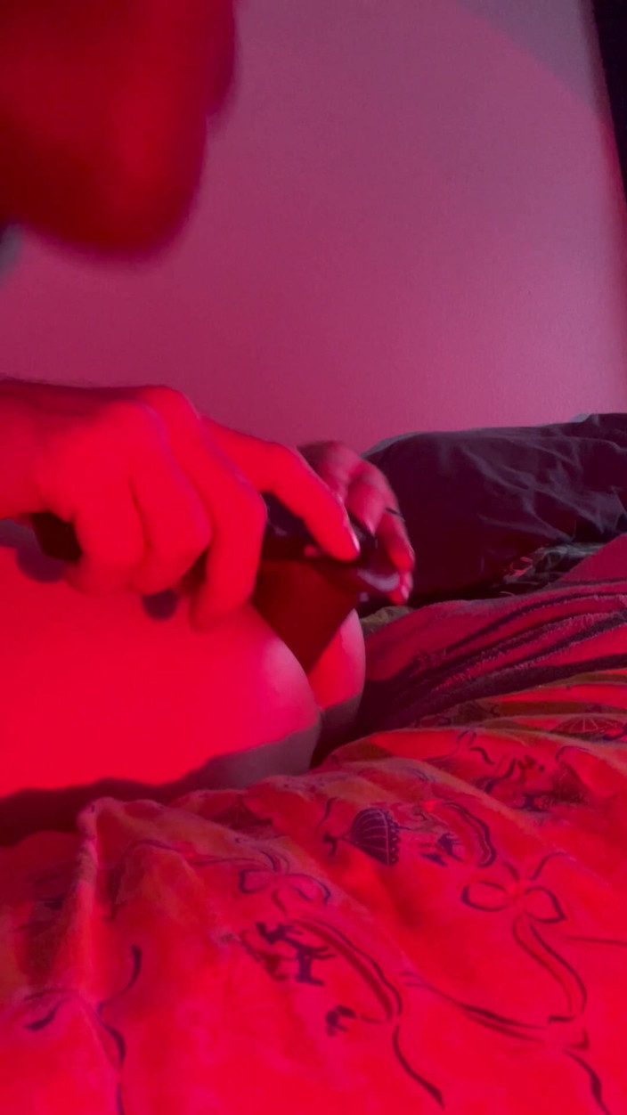 ginger_love22: Red Light Pleasures