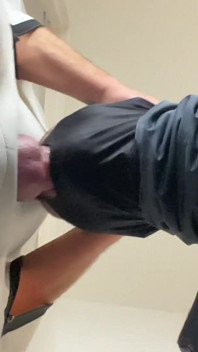 Anon gloryhole fickt arsch und kehle