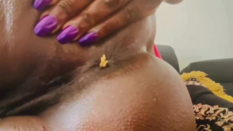 Maeling: Mały gej kochanek nadziewany tłusty anal - giantess tyłek 