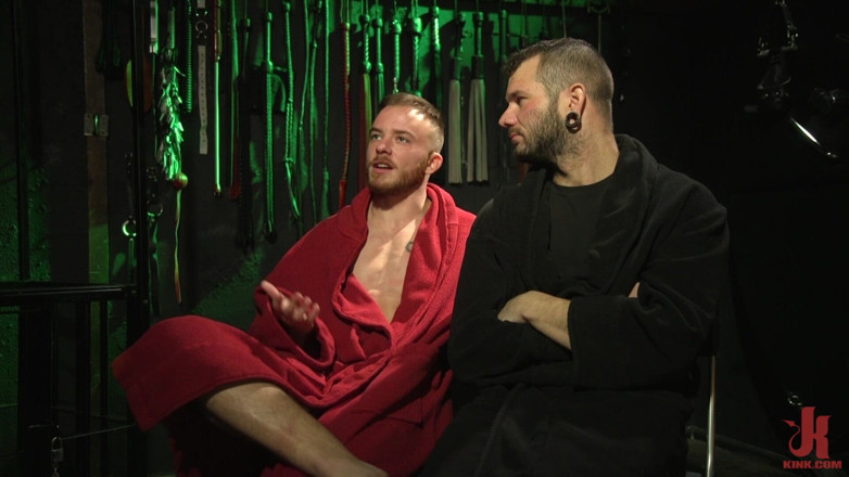 Kinky Bites Gay: Inondati d'oro: Johnny Hill e Luke Hudson