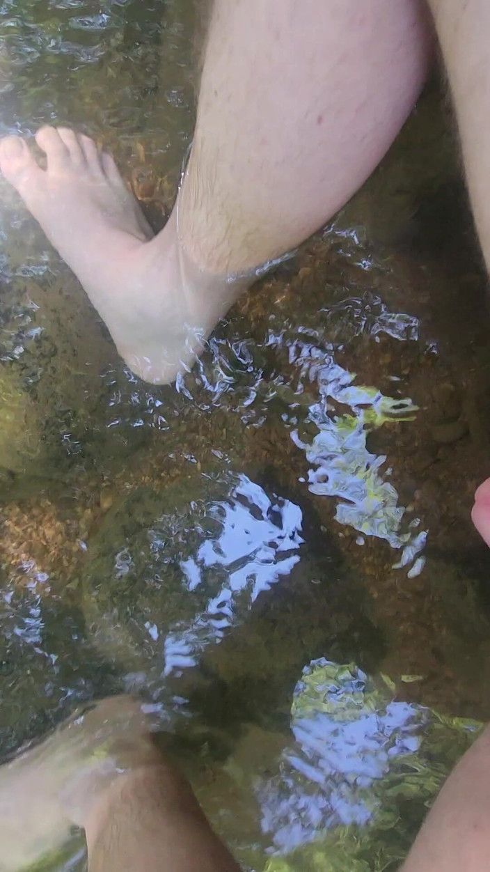 Djk31314: 川でもっと時間を過ごす