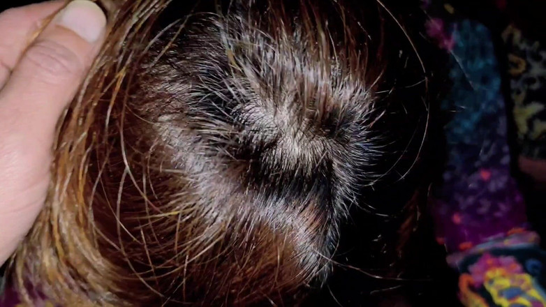 Faryal: Desi indiano bhabi fa pompino salivoso