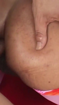 Sua bunda grande e preta anseia por um pau grande