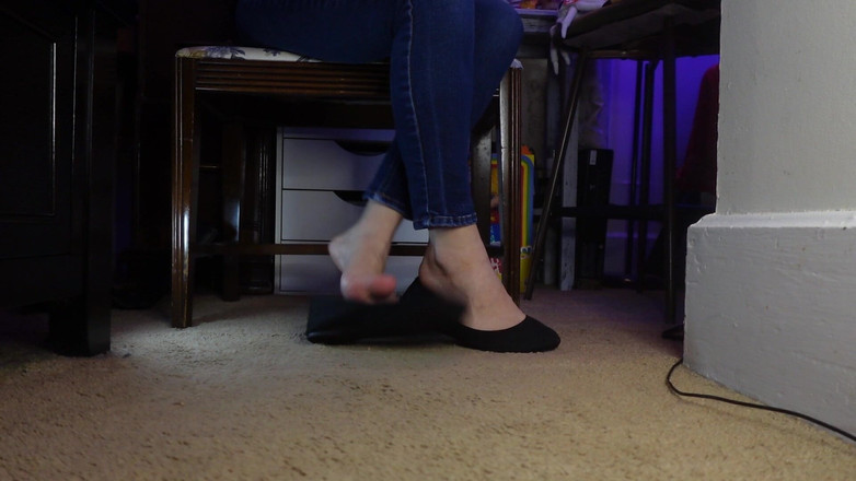 Raven Willow: Giocosamente penzoloni i miei appartamenti