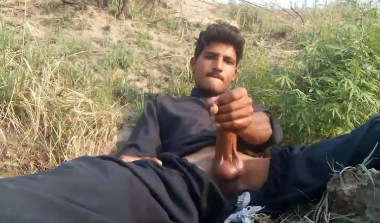 Blondeair5: Solo Boy Big Dick