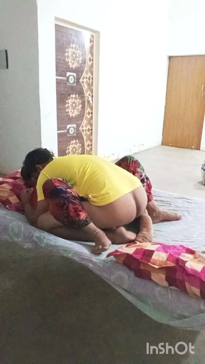 Bed: Stepbrother in law fucked Stepsister in law at home 2