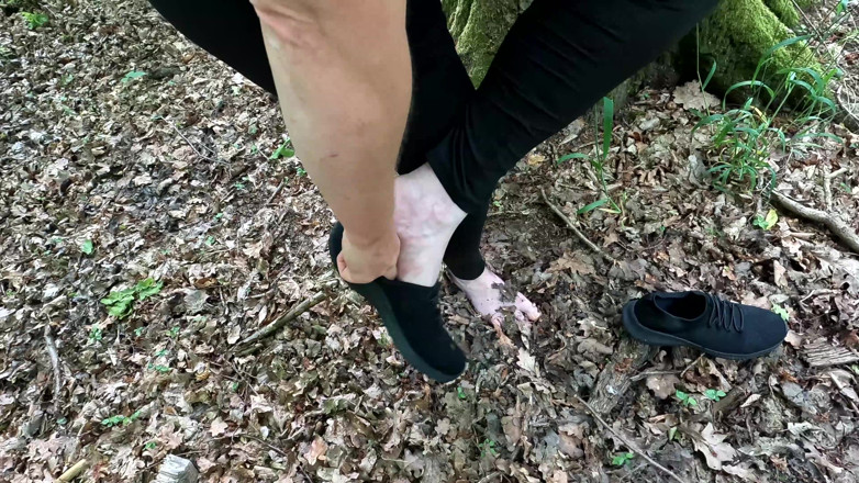 Bouncy Tits Action: Training für Weltrekord beim tittenklatschen Nr. 1 - Teil 2