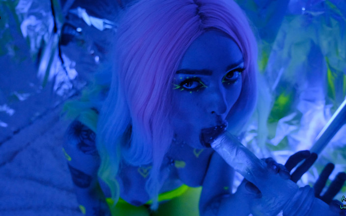 Anna Liisppb: saftig våt djup avsugning, deepthroat, öga mot öga