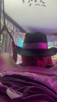 Papi grande disfrutando de su desierto