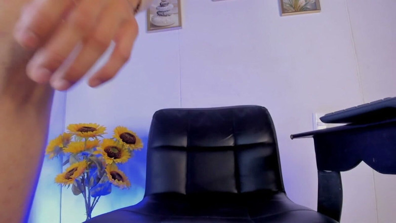 XaraBliz: Xarabliz strip chat Doamna dominantă mare te face să-ți iubești...