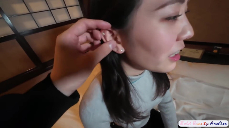 Asian cutie: エレガントなモデルのようなデビューが、大胆な初体験で境界が曖昧になり好奇心を呼び覚ます アングル2